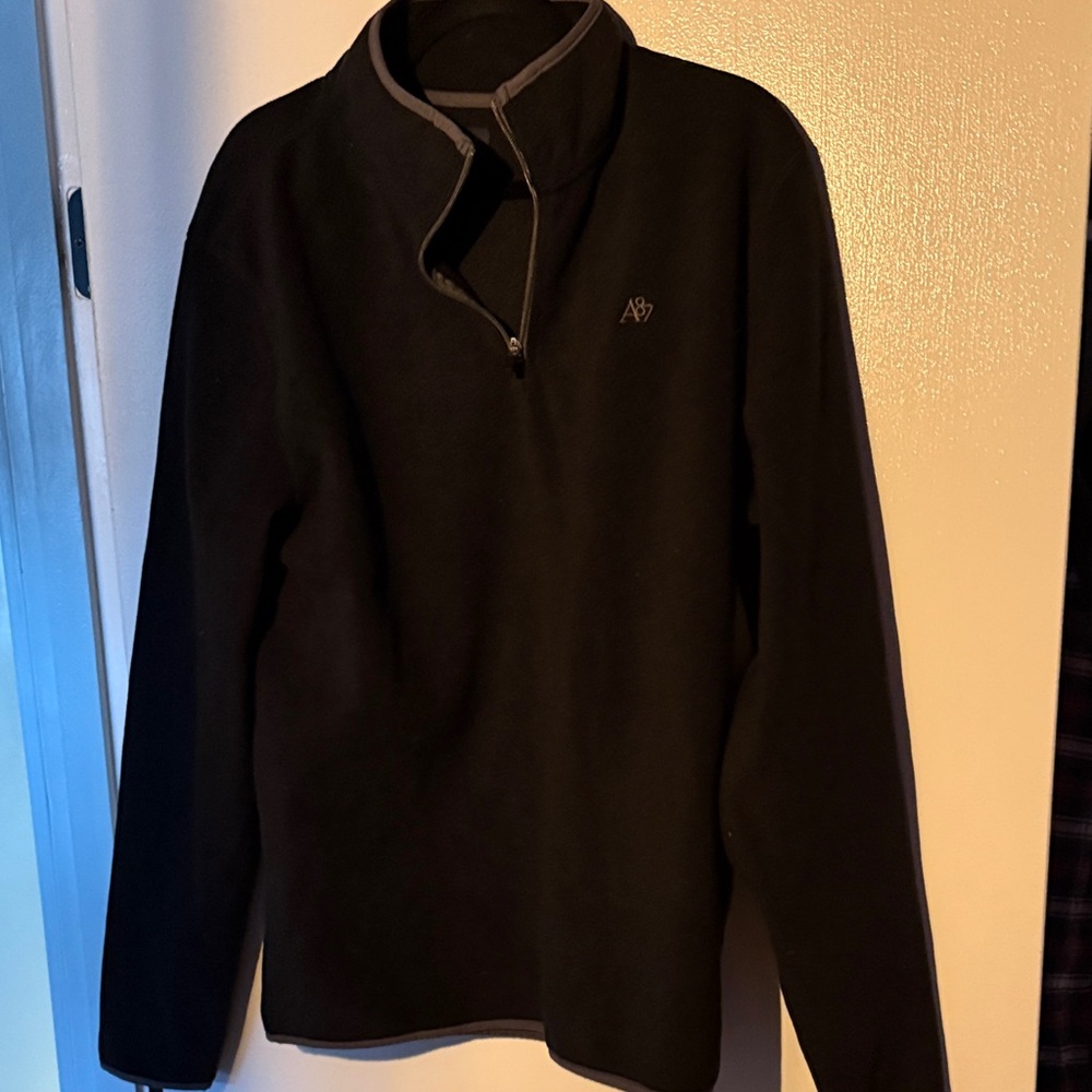 Aeropostale Men's Black Quarter-Zip Jacket